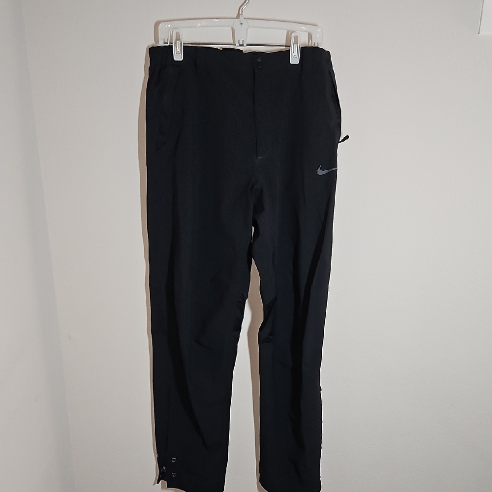 Nike Men's Black Joggers
